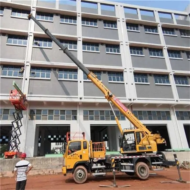 故城高楼层玻璃吊装